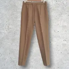 UNTITLED ウール テーパードパンツ キャメル