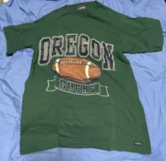 最終値下中！【古着】オレゴンユニバーシティ　アメフトチーム　ダックスのTシャツ