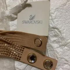 Swarovski ベージュ ブレスレット