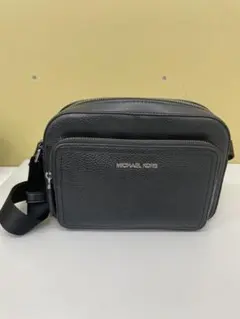 MICHAEL KORS ブラック ショルダーバッグ