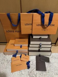 LOUIS VUITTON CHANEL GUCCI 空箱ショップ袋リボンセット LOUIS VUITTON CHANEL GUCCI 空箱ショップ袋リボンセット - メルカリ