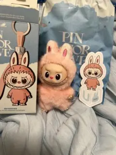 イニシャルらぶぶ　labubu U