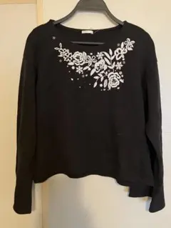 新品　GU ブラック 長袖　ビジュープルオーバー　トレーナー