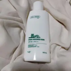 VT CICA ESSENCE SUN 日焼け止め 100mLのサムネイル