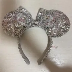 ディズニーランド　カチューシャ　シルバー　スパンコール