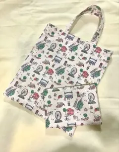 シンプルトートバッグ　キャス・キッドソン　ハンドメイド　ポーチ付き　ロンドン柄