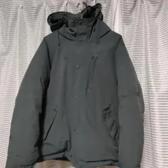 マウンテンパーカー　マウンテンパーカー黒　グレージャケット　ダウン