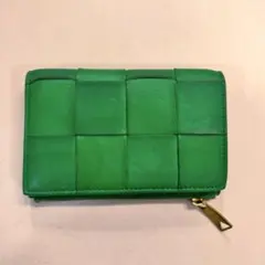 ボッテガヴェネタ 折り財布 カセット イントレチャート レザー 現行 グリーン
