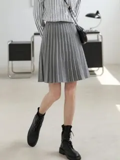 グレー プリーツミニスカート ウール混紡