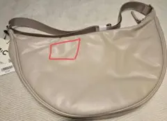 【未使用】UNIQLO C ユニクロシー レザータッチラウンドバッグ ナチュラル