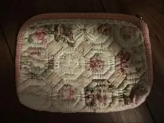 パッチワークポーチ