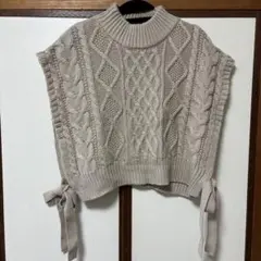 【美品】INGNI ベージュ ケーブルニットベスト