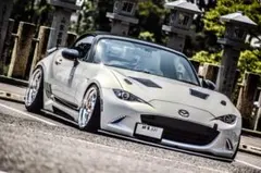 マツダNDロードスター ナンバープレートオフセットステー 右側用