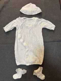 ベビードレス 帽子靴下付き 50-70サイズ