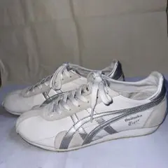 Onitsuka Tiger スニーカー ホワイト シルバー 24.5のサムネイル