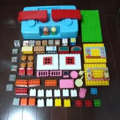 美品　おおきなパン工場とすてきなおうちブロックバケツ　アンパンマンブロック