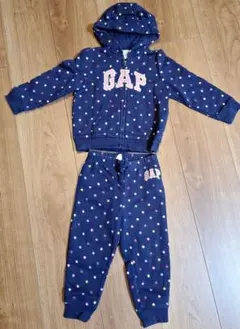 Item thumbnail for item 18381722-aaee-445e-a721-b5747c293d19