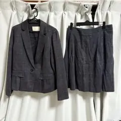 ナチュラルビューティー　レディーススーツ