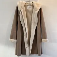 【美品】Ketty Cherie ノーカラーフェイクムートンコート　フード付き