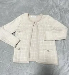 ノーカラージャケット 白　ベージュ　フォーマル　入学式　セレモニー