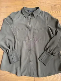 ZARA オリーブグリーン シアーシャツ