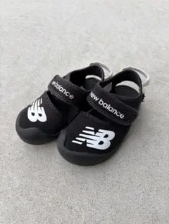 ニューバランス　キッズサンダル