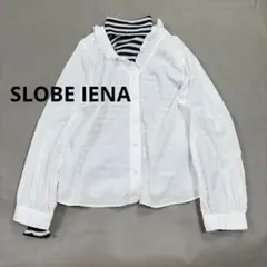 スローブイエナ Vネックスタンドフリルブラウス 白