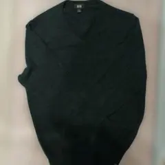 UNIQLO カシミヤ100%VネックセーターS