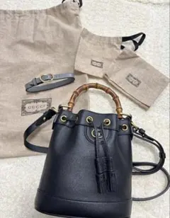 グッチ　GUCCI　ダイアナ　スモール　バケット　バッグ