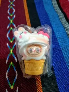 ラブブ　ミニフィギュア　4個セット