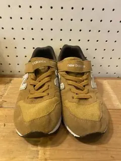 new balance 996 21.5cmブラウン スニーカー キッズ