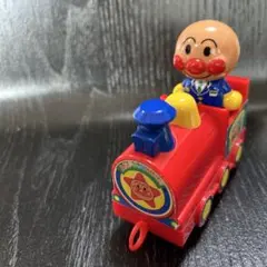 アンパンマン 列車型おもちゃ 赤
