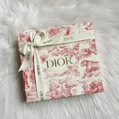 DIOR ホリデー ギフト箱 リボン付き
