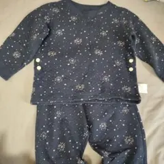 UNIQLO 星柄パジャマ キルト生地 110