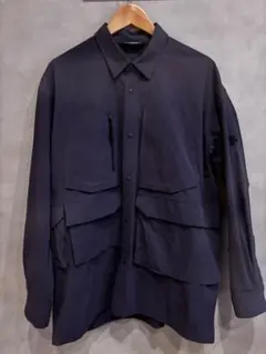 良品　DESCENTE ALLTERRAIN デザイン開襟シャツ 良品 DESCENTE ALLTERRAIN デザイン開襟シャツ - メルカリ