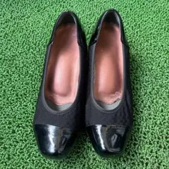 fitfit バイカラーパンプス　ブラック系　23.5cm
