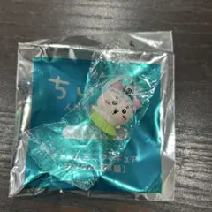 《新品未開封》ちいかわ　チャームミニフィギュアのサムネイル