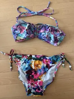 Defilious ビキニ 水着 花柄 セパレート水着 9MT Mサイズ - メルカリ