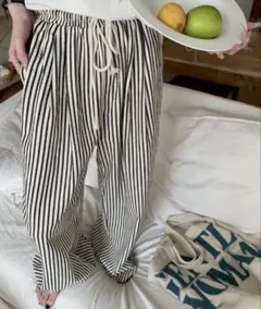 ストライプパンツ ワイドパンツ