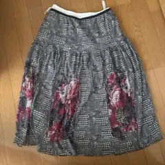 センソユニコ　膝下スカート　サイズ40 千鳥　バラ　ＭからＬ