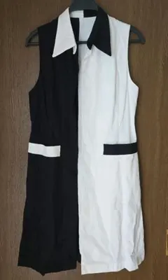 【ハンドメイド】バイカラー ロングベスト ジレ モノトーン フレア Aライン 黒のサムネイル