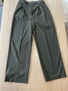 【美品】UNIQLO タックワイドパンツ カーキ M