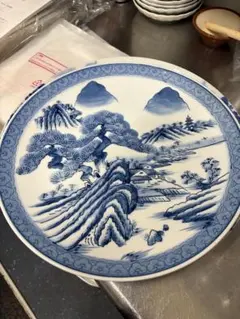 古伊万里 骨董品 幕末～明治頃 ベロ藍 菊 牡丹 染付手書き 大鉢 - メルカリ