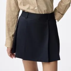 GU サイドプリーツスコート