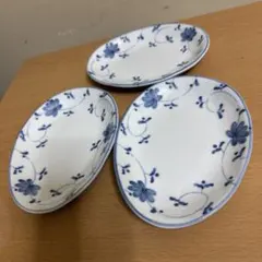ゆらぎ　青い花模様の楕円皿3枚セット