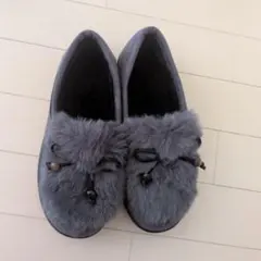 新品　未使用品　ファー　スエード調　モカシン シューズ 　グレー