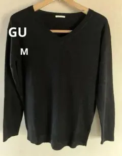 GU Vネックセーター　M