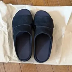 HTさま専用。UGG GOLDENSTAR HI 25.5 ブラック アグ - メルカリ
