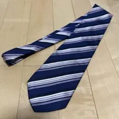 GIVENCY ジバンシー　ネクタイ　100％シルク　イタリア製