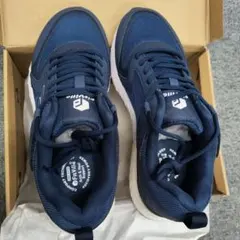 Item thumbnail for item 9c37b58e-993e-4702-89fe-79bc33121df0